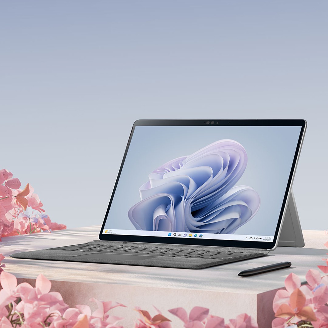 Microsoft Surface Pro 9 ( Platinum / Graphite / Sapphire / Forest ) 13" Touch + Signature Cover Worth RM759