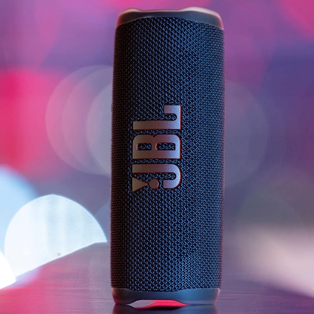 JBL Flip 6 Portable Bluetooth Speaker