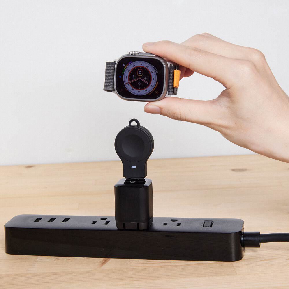ADAM Elements Mag 5 5-in-1 Magnetic Wireless Charging Station with Travel Adapter