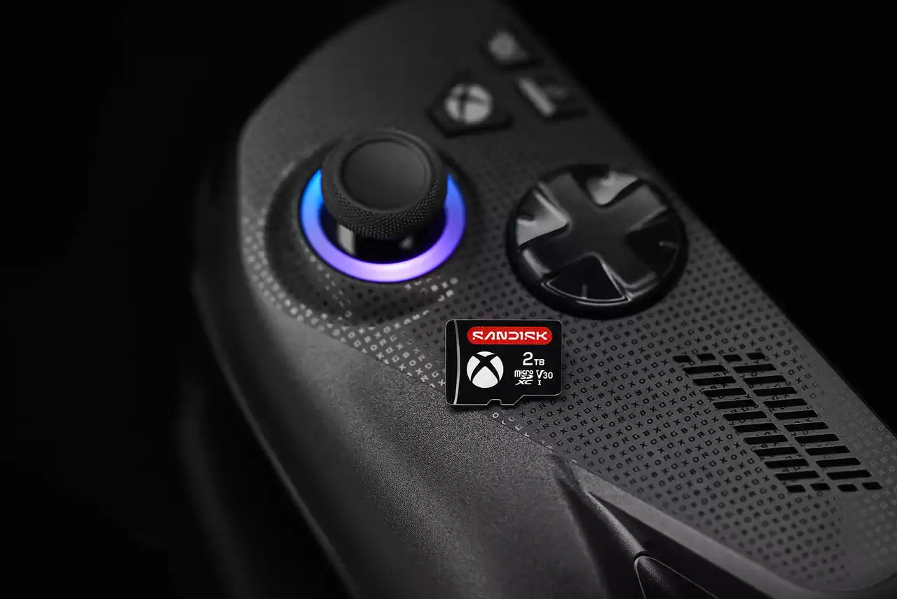 SanDisk MicroSD Gaming ROG Xbox Ally (X) Memory Card
