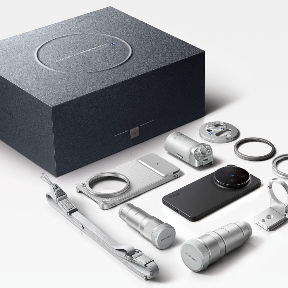 vivo X300 Ultra Photographer Kit (X300 Ultra 16GB+1TB, vivo ZEISS Telephoto Extender Gen 2 Ultra & Gen 2 with Grip Kit)