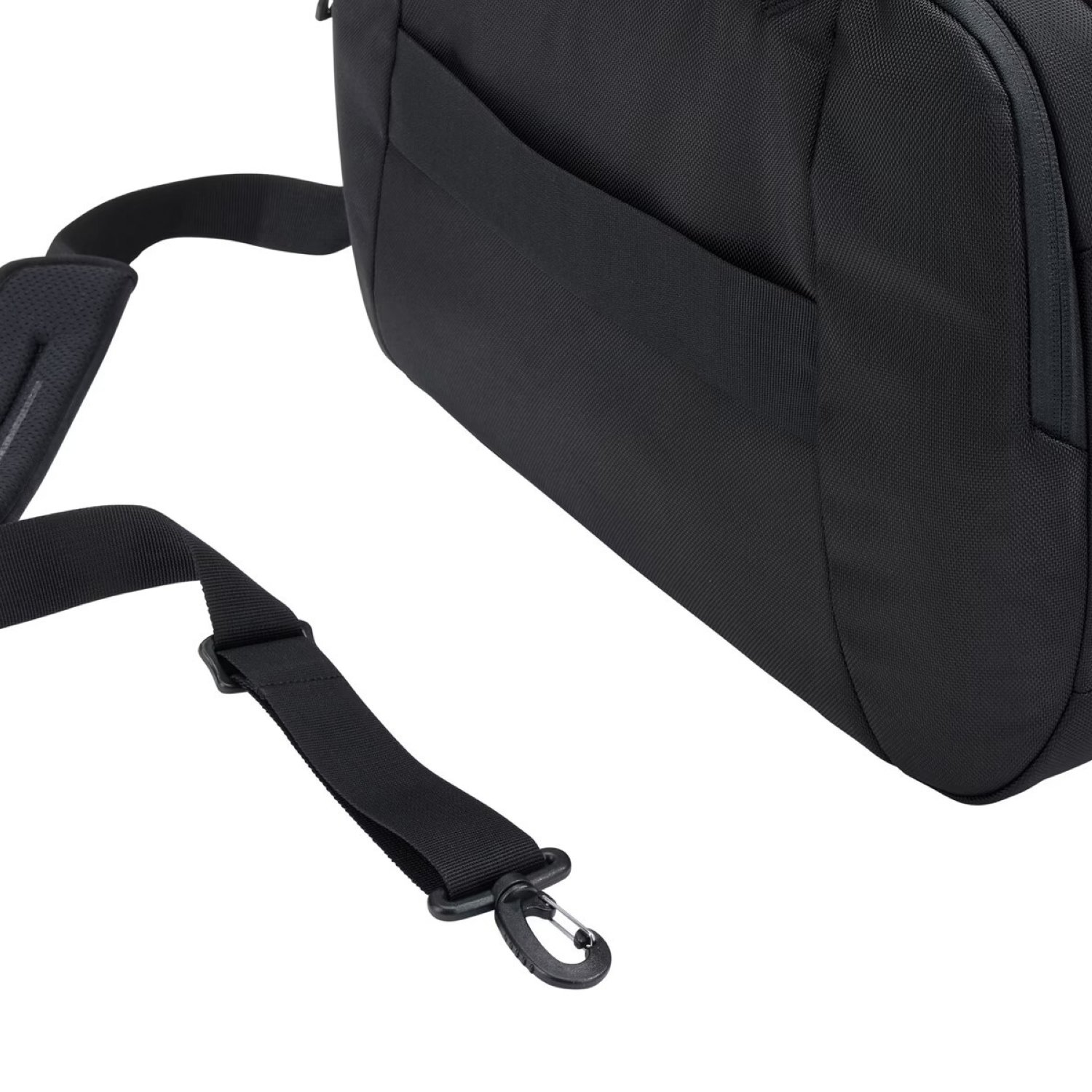 Thule Accent Briefcase Laptop Bag 17L - Black | TACLB2216